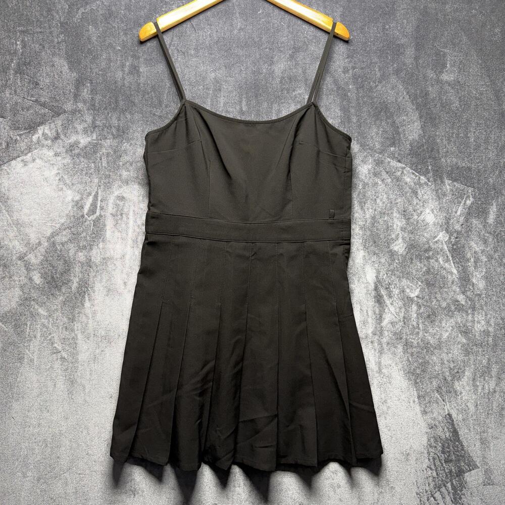 H&M Dress Womens M Black Fit & Flare Stretch Pleated Sundress Party